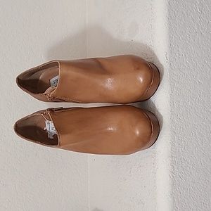 Steve Madden Cognac Leather Boots. Size 6.5